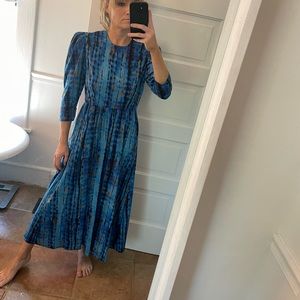Hunter Bell blue tie dye midi dress